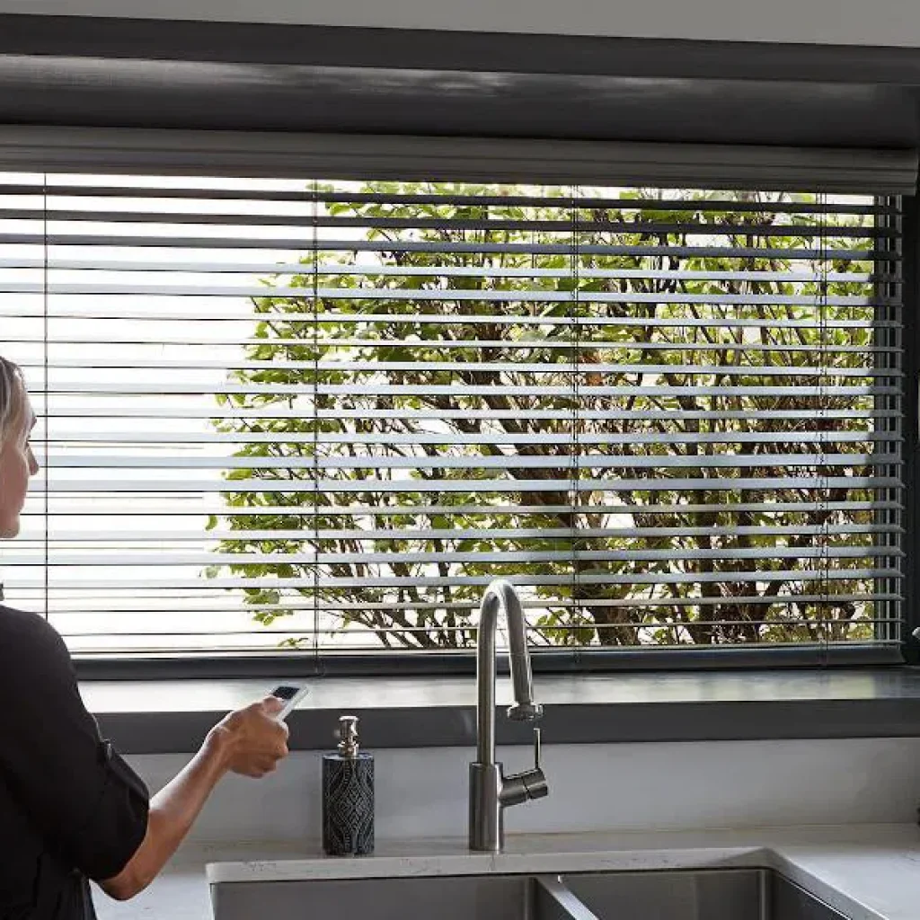 mot20-rachel-lg-hero-0b8pjz8o